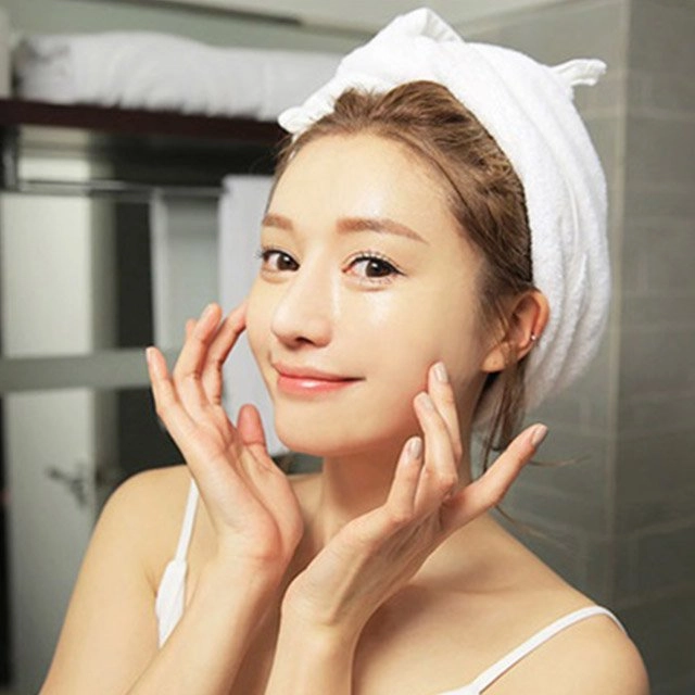 Than thở mất ngủ mấy ngày mẹ bỉm nhã phương vẫn sở hữu mặt mộc tươi rói đáng ghen tị - 10