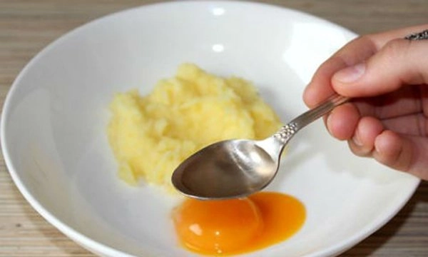 Da mặt láng o da không sẹo không tàn nhang với công thức từ mặt nạ khoai tây - 2