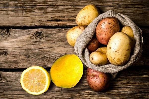 Da mặt láng o da không sẹo không tàn nhang với công thức từ mặt nạ khoai tây - 4