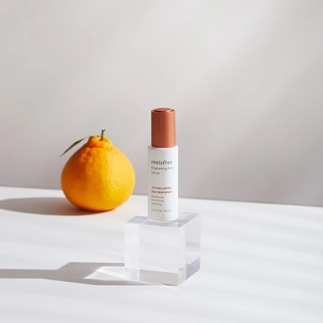 Đừng lười chăm sóc da vì có những serum vừa dưỡng sáng thu gọn chân lông lẫn cấp nước này - 3