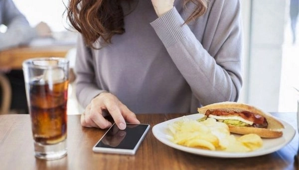 Liên tục tập thể dục đến bơ phờ mỡ thừa nào dám phá dáng kỳ duyên thêm lần nữa - 11