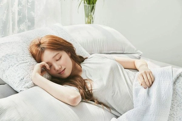 Những điều nàng cần tránh làm trước khi đi ngủ để không làm vòng 2 ngày càng phát tướng - 9