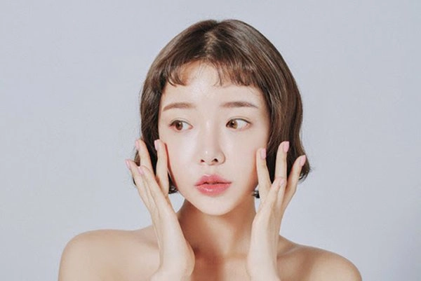 Ở nhà mà mụn cũng nổi chi chít đó là bởi những thói quen tai hại mà bạn vẫn làm - 3