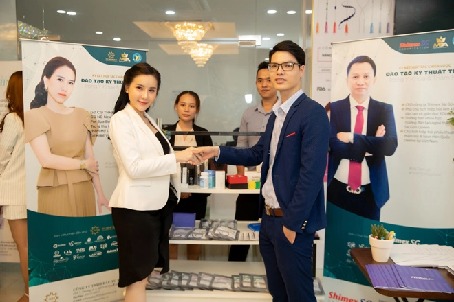 Quỳnh anh beauty ký kết hợp tác chiến lược đào tạo kỹ thuật làm đẹp - 4