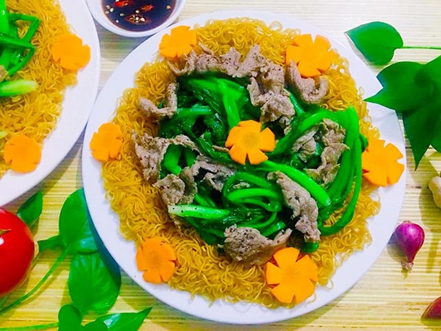 2 cách làm mì xào hải sản ngon tại nhà đơn giản - 12