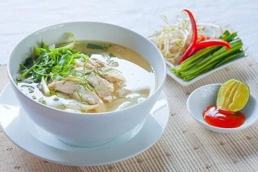 2 cách nấu phở gà ngon tại nhà đơn giản ai cũng làm được - 5