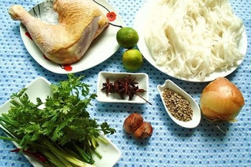 2 cách nấu phở gà ngon tại nhà đơn giản ai cũng làm được - 6