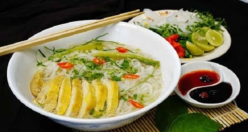 2 cách nấu phở gà ngon tại nhà đơn giản ai cũng làm được - 10