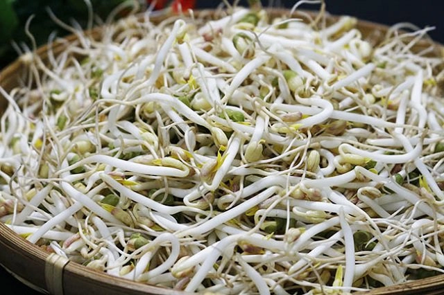 3 cách làm dưa giá giòn chua thanh mát cực đơn giản - 1
