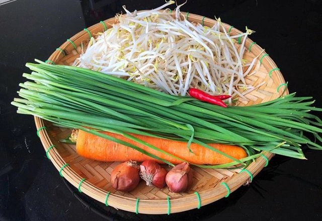 3 cách làm dưa giá giòn chua thanh mát cực đơn giản - 5