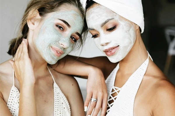 5 cách kiềm dầu đơn giản sạch thoáng làn da cho chị em trong những ngày oi bức - 2