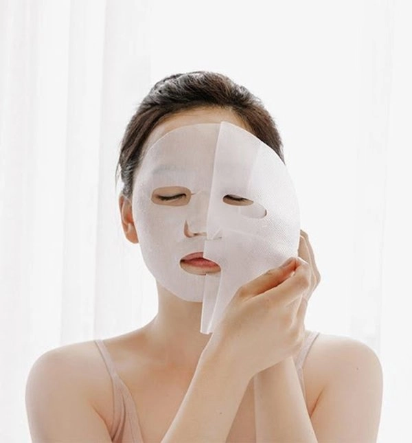 7 thói quen chăm sóc da mùa hè tưởng tốt mà ai ngờ làm mụn ngày càng nổi dày đặc - 4