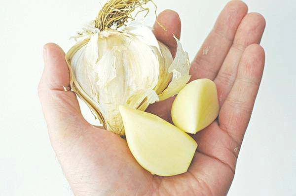 7 thực phẩm nhiều người cất tủ lạnh nhưng chuyên gia cảnh báo những sai lầm khiến chúng biến chất - 1