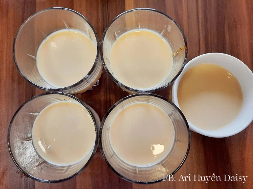 9x mách các tuyệt chiêu làm bánh flan không tanh không rỗ làm mẻ nào thành công mẻ đó - 7