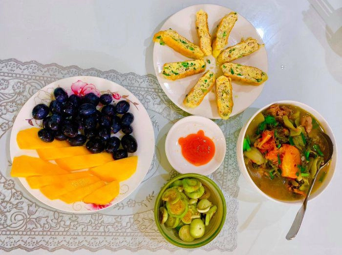 9x từ nàng lười thành vợ đảm bữa nào nấu cơm 2 người cũng đủ món nhờ chồng kỹ tính - 3