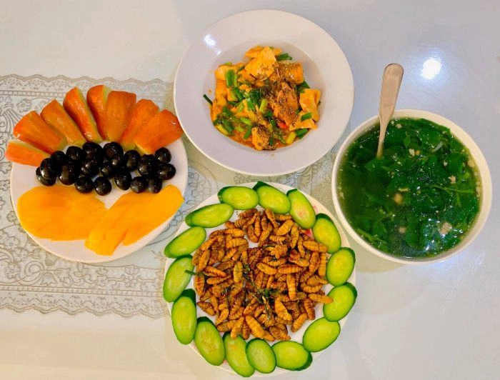9x từ nàng lười thành vợ đảm bữa nào nấu cơm 2 người cũng đủ món nhờ chồng kỹ tính - 11