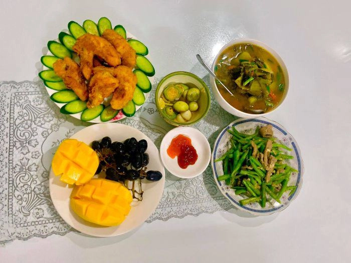9x từ nàng lười thành vợ đảm bữa nào nấu cơm 2 người cũng đủ món nhờ chồng kỹ tính - 14