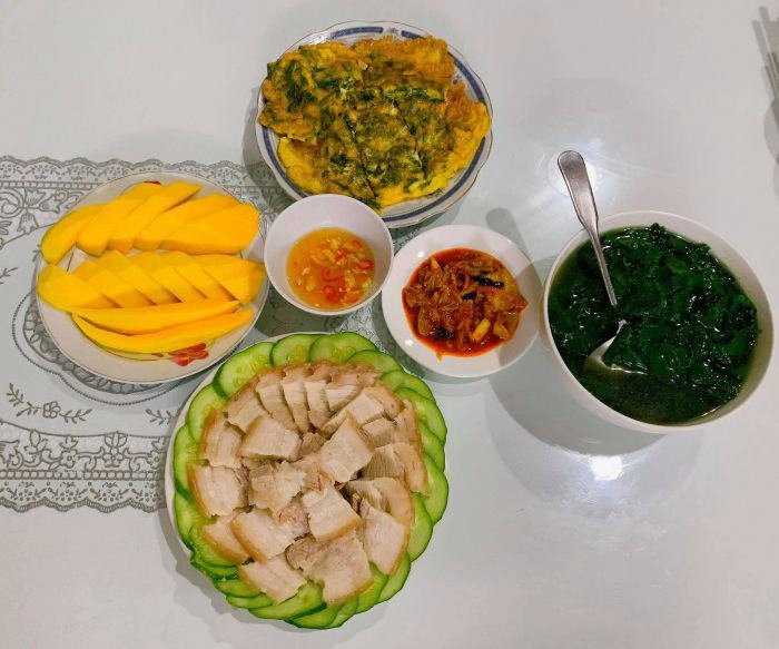 9x từ nàng lười thành vợ đảm bữa nào nấu cơm 2 người cũng đủ món nhờ chồng kỹ tính - 15