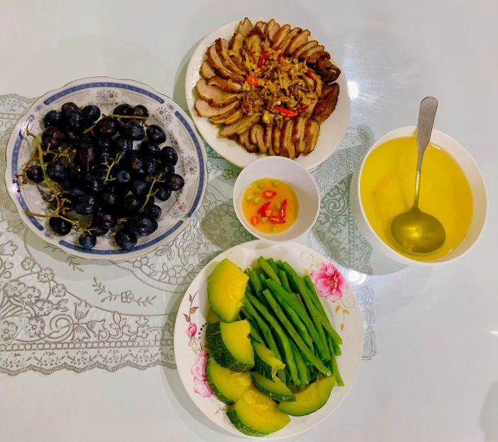 9x từ nàng lười thành vợ đảm bữa nào nấu cơm 2 người cũng đủ món nhờ chồng kỹ tính - 16