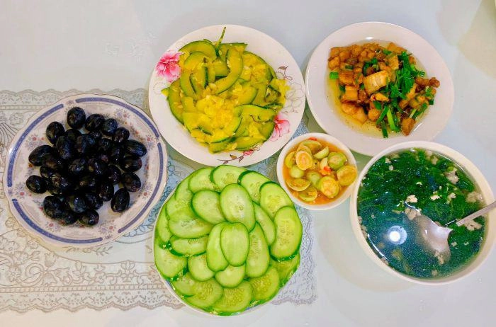 9x từ nàng lười thành vợ đảm bữa nào nấu cơm 2 người cũng đủ món nhờ chồng kỹ tính - 18