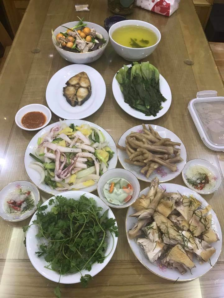 Bạn gái xinh của công lý nấu ăn kém nhất nhà giờ làm cả dàn sao phải vào tấm tắc - 12