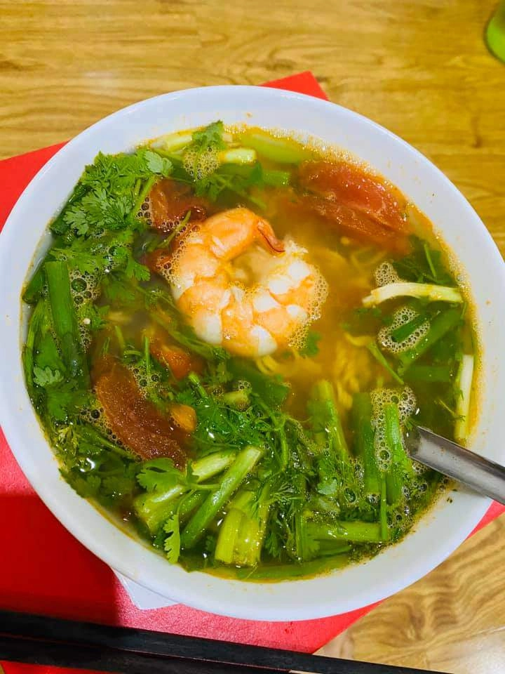 Bạn gái xinh của công lý nấu ăn kém nhất nhà giờ làm cả dàn sao phải vào tấm tắc - 14