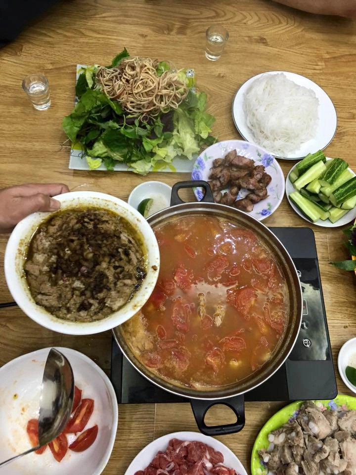Bạn gái xinh của công lý nấu ăn kém nhất nhà giờ làm cả dàn sao phải vào tấm tắc - 16