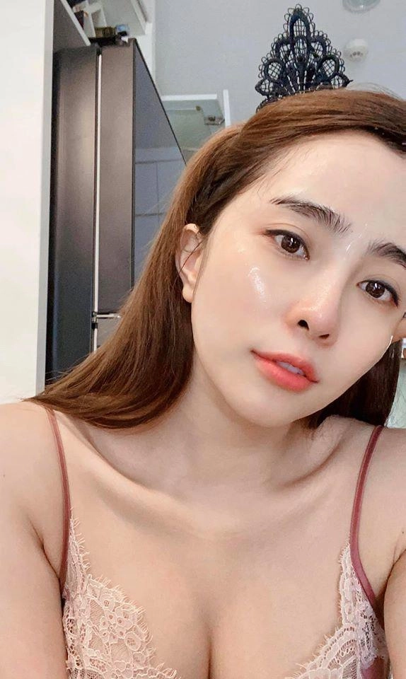 Bận rộn chăm con mẹ bỉm ốc thanh vân lan cave đắp mặt nạ dưỡng da cả khi lái xe - 17