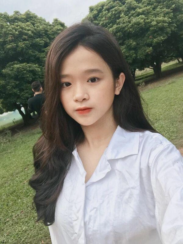 Bị nghi nâng ngực linh ka chẳng ngại phản ứng lại khẳng định vòng 1 đẹp tự nhiên - 2