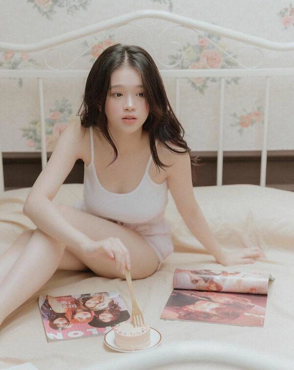 Bị nghi nâng ngực linh ka chẳng ngại phản ứng lại khẳng định vòng 1 đẹp tự nhiên - 6