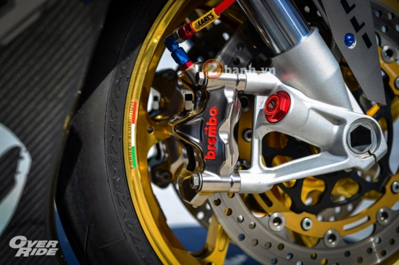 Bmw s1000rr đầy quyến rũ trong bản độ smoker shark - 5