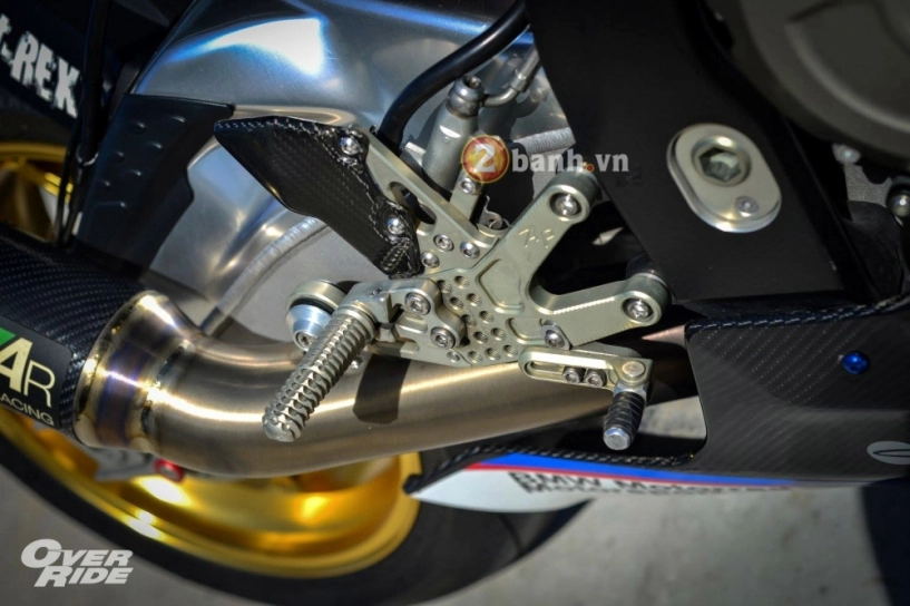 Bmw s1000rr đầy quyến rũ trong bản độ smoker shark - 6