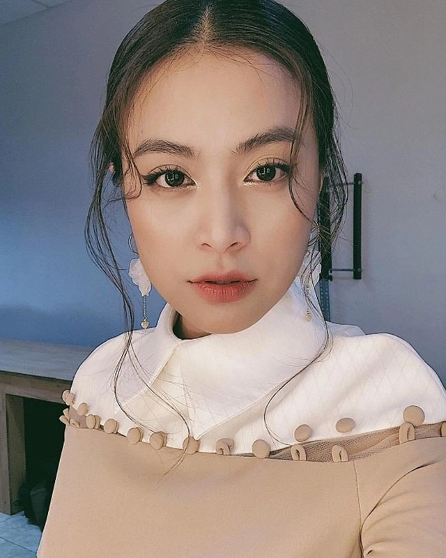 Cả showbiz đua nhau chải mái lệch bí quyết gọt cằm tự nhiên cho nàng mặt tròn là đây - 11