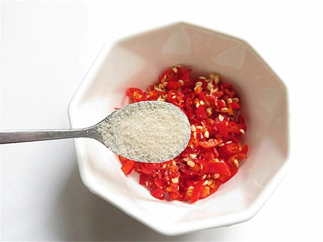 Cà tím chưng thịt gà đậm đà đưa cơm cả nhà đều mê - 3
