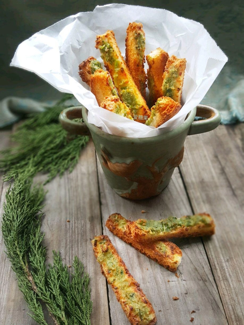Cách làm bánh mì nướng bơ tỏi cho những ngày ở nhà dài hơi chỉ một lát là được ăn - 7