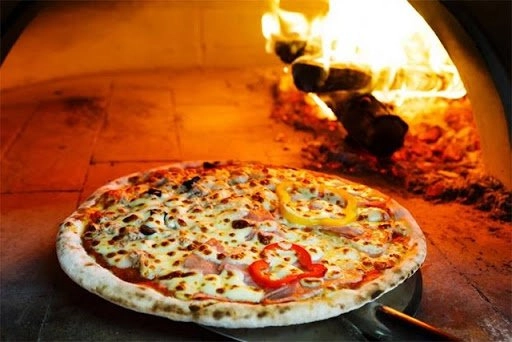 Cách làm bánh pizza tại nhà đơn giản thơm ngon ngây ngất - 8