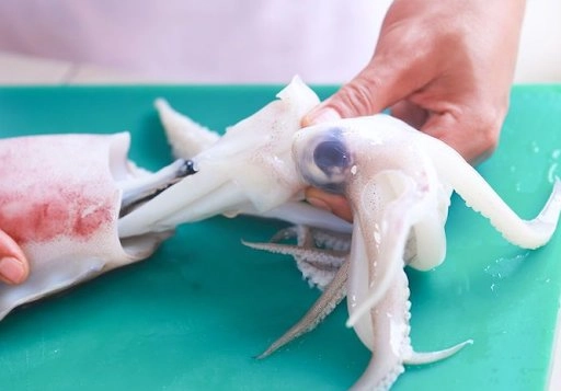 Cách xào mực giòn ngon không bị tanh đơn giản dễ làm nhất - 3