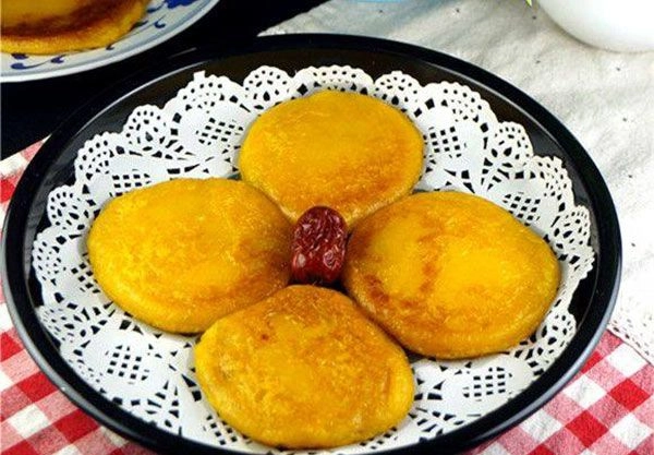 Chán nấu canh cho ngay bí ngô vào làm bánh kiểu này ai ăn xong cũng xin cái nữa - 6