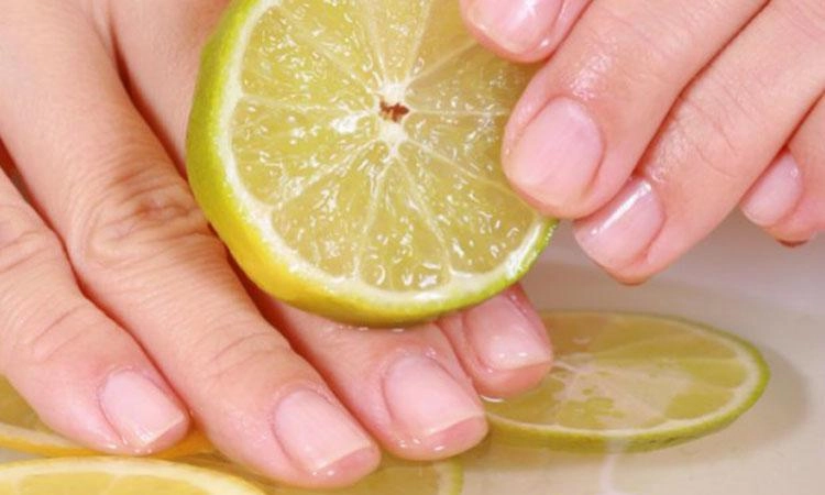Chỉ cần làm 1 trong 4 điều này mùi tanh cá dính ở tay bay sạch như chưa từng có - 3