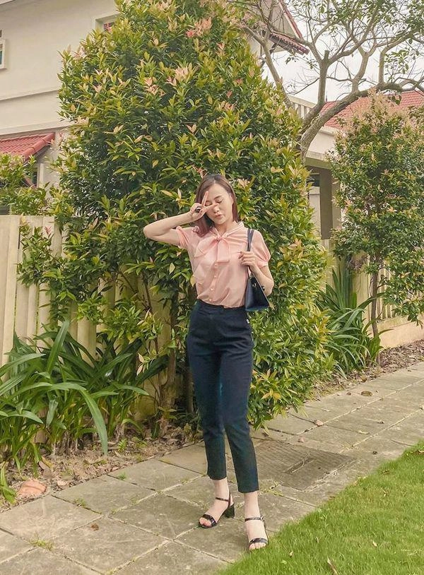 Chỉ diện áo phông quần short phương oanh cũng khoe được dáng nuột biến chân dài như 1m8 - 10