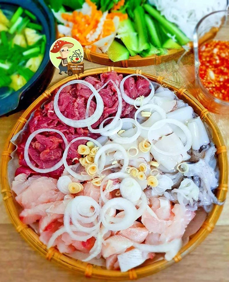 Chỉ nấu cơm 2 bữatuần lại thích bày món ăn lên mẹt 9x khiến chồng tăng cân đều mỗi tháng - 5