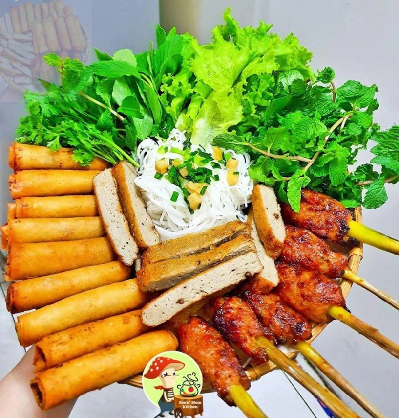 Chỉ nấu cơm 2 bữatuần lại thích bày món ăn lên mẹt 9x khiến chồng tăng cân đều mỗi tháng - 13