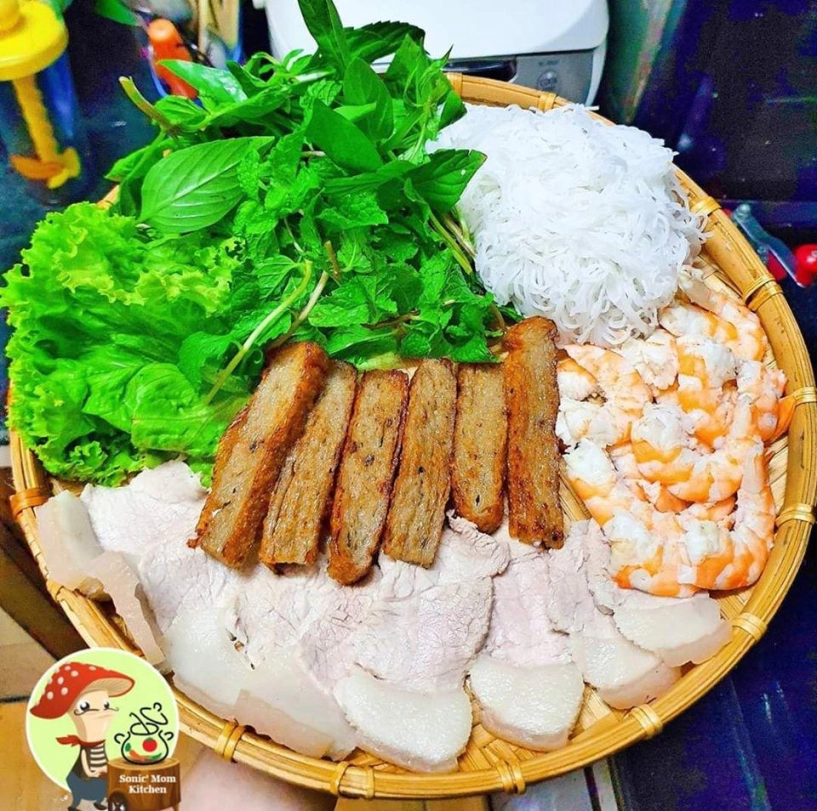Chỉ nấu cơm 2 bữatuần lại thích bày món ăn lên mẹt 9x khiến chồng tăng cân đều mỗi tháng - 14