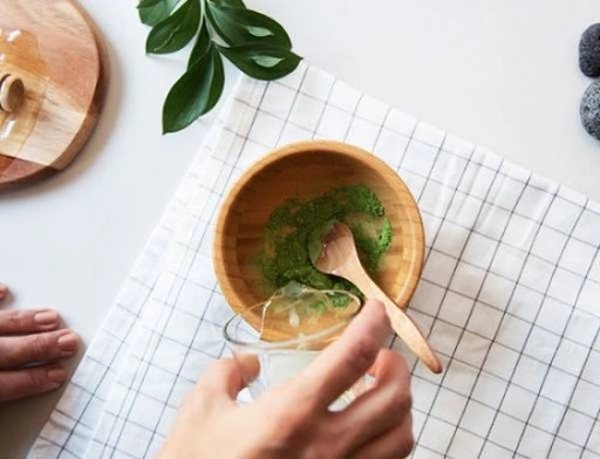 Chỉ tốn 10 ngàn mua lá chè xanh dùng da ngày một sáng mịn thâm mụn cũng bay sạch - 6