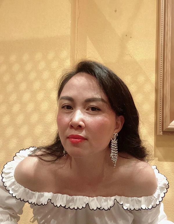 Chỉ từ một chi tiết trên gương mặt tuổi thật của phượng chanel đã được thể hiện rõ - 4