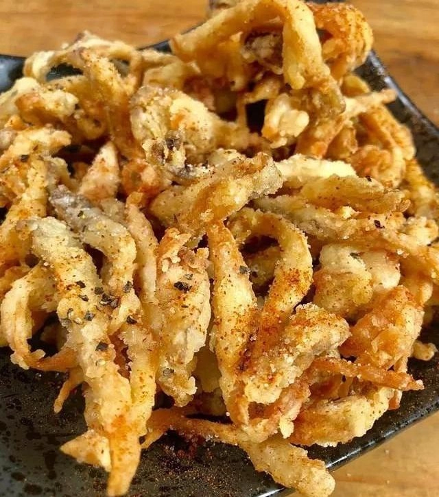 Chỉ vài phút là xong ngay món nấm chiên giòn đang sốt xình xịch ở nhiều quán ăn - 4