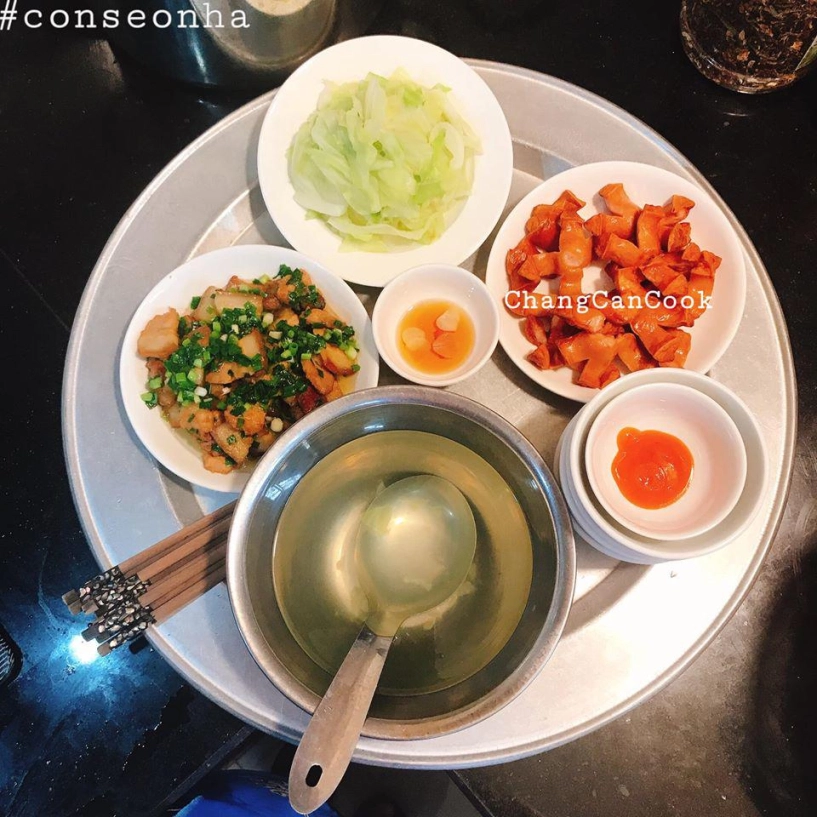Cô sinh viên cứ về nhà lại lao vào bếp nấu bữa cơm đơn giản nhưng ngon cho cả nhà - 9