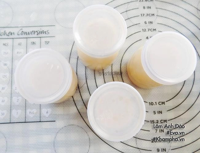Cứ tưởng khó hóa ra làm bánh flan mềm mịn mượt như da em bé lại đơn giản thế này - 8