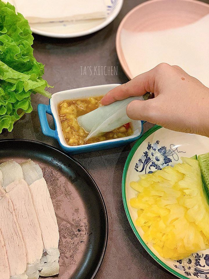 Cuối tuần nắng to làm ngay bánh tráng cuốn thịt heo hai đầu da ngon đẹp như nhà hàng - 12