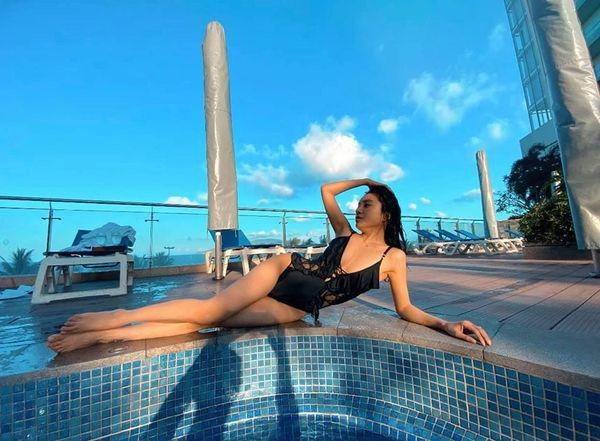 Đã xinh đẹp bạn gái hotgirl của anh chàng thái trong người ấy là ai còn có body hoàn mỹ - 5